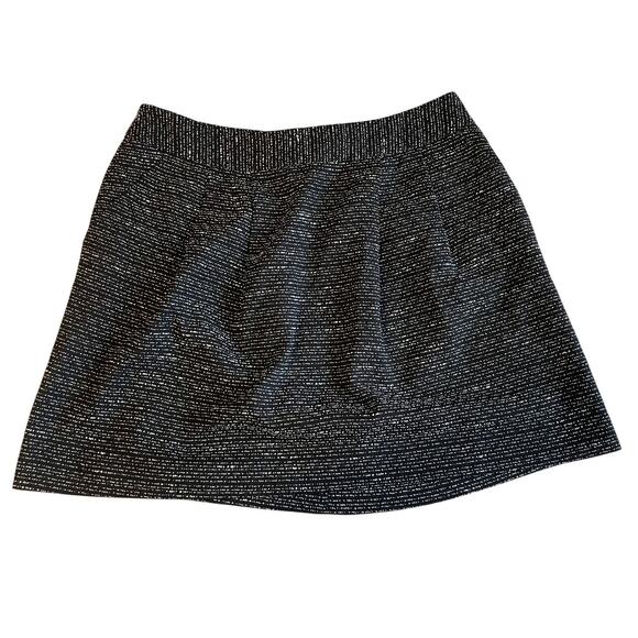 Halogen from Nordstrom Tweed Deep Gray Mini Skirt Size 12 Classic Academia - Picture 1 of 10
